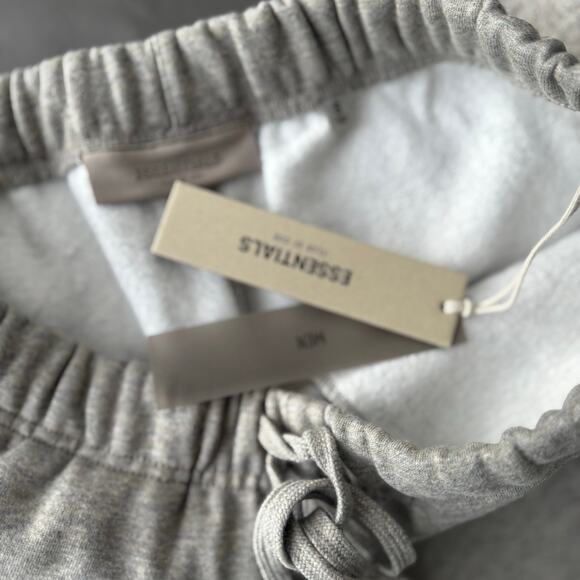 Fear of God Essentials Core Collection Sweatpants in Dark Oatmeal (uncuffed) - Picture 8 of 8